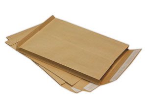 Pochettes kraft brun armé bande siliconée 229x324 mm à soufflets 30mm